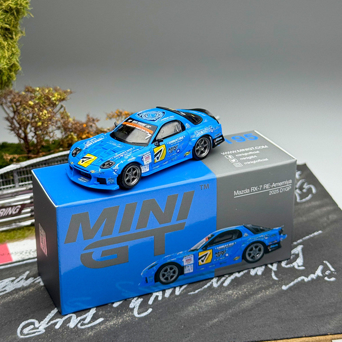 Kids Y Toys - MINIGT 1:64 マツダ RX-7 RE-アメミヤ 2025