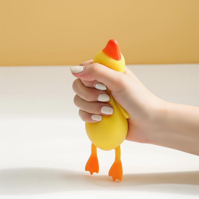 Kids Toys Yellow - 絞って遊べるアヒル型ストレス解消おもちゃ、黄色いアヒルの砂彫りフィギュア、子供と大人のためのストレス解消グッズ