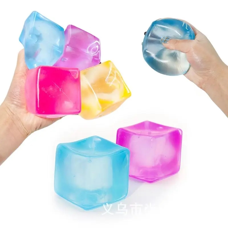 サプライズボックス スクイーズトイ - 6種類のソフトスクイ - Kid Toys Ads のレビューと価格