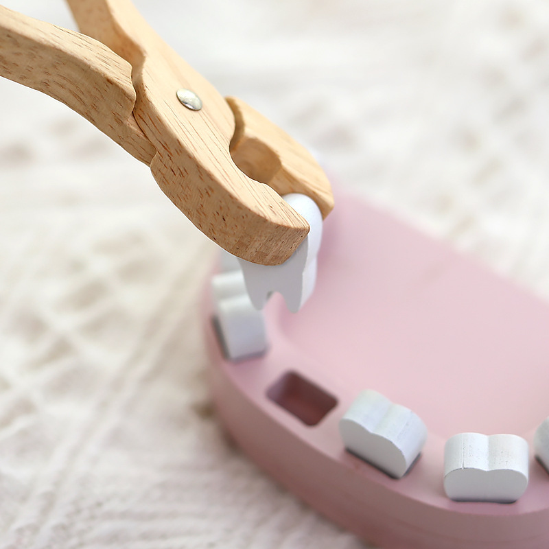 木製子供用お医者さんごっこ歯医者さんセット、歯磨きとおままご - Kids Toys Doctor Set のレビューと価格