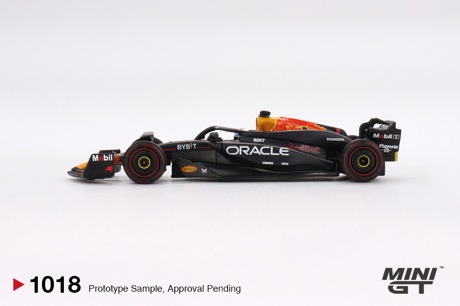 MINIGT 1/64 オラクル・レッドブル・レーシング R - Kids Y Toys のレビューと価格